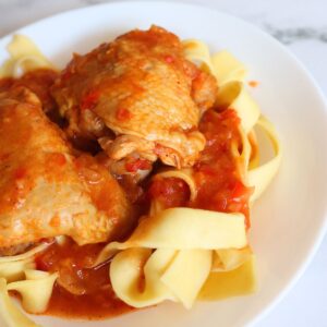 Juicy Instant Pot Chicken Paprikash