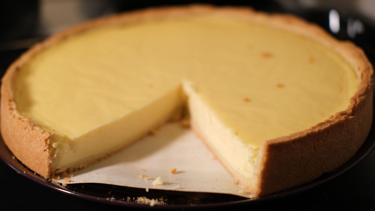 perfectly baked cheesecake crust