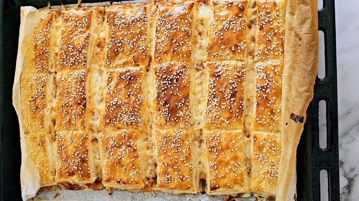 puff pastry pizza bites