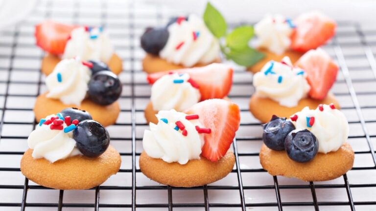 No-Bake 4th of July Treats: Vanilla Wafer Bites