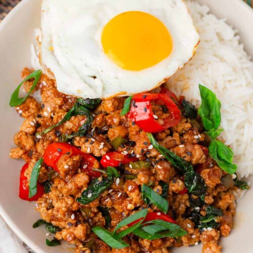 thai basil chicken theyummybowl t 7674