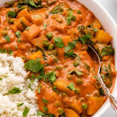 vegan potato curry in a bowl 683x1024 1