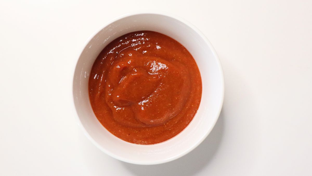what is chilis signature sauce